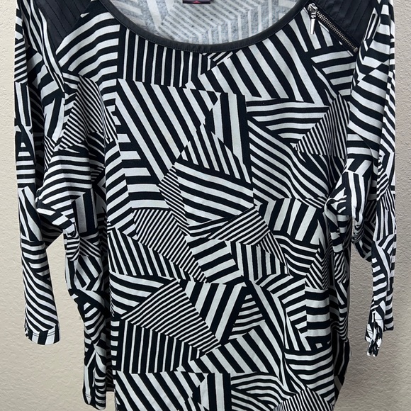 Women's Plus Size Geo Stripes Tunic Top Black Blouse White Shirt 3/4 Sleeves 2X - Picture 7 of 17